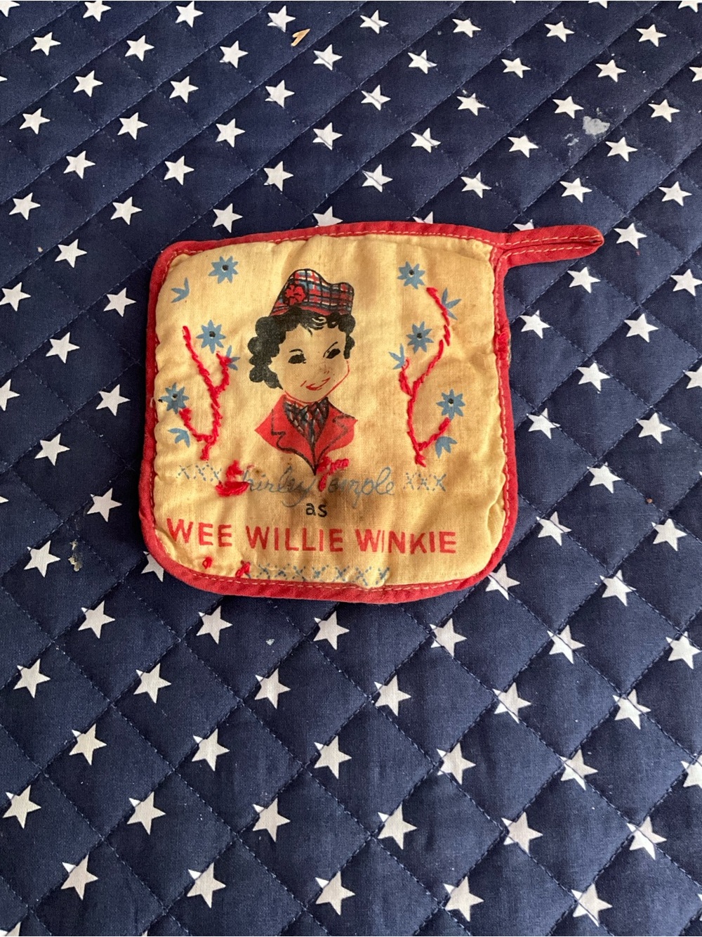 Vintage Shirley Temple Wee Willie Winkie Women’s Novelty Potholder - Red & Cream